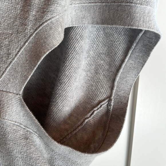 BR Cocoon Style Hoodie - Picture 8 of 11